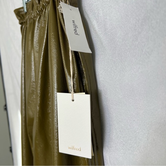 Wilfred Jive Pants in Avocado Green - Picture 9 of 12